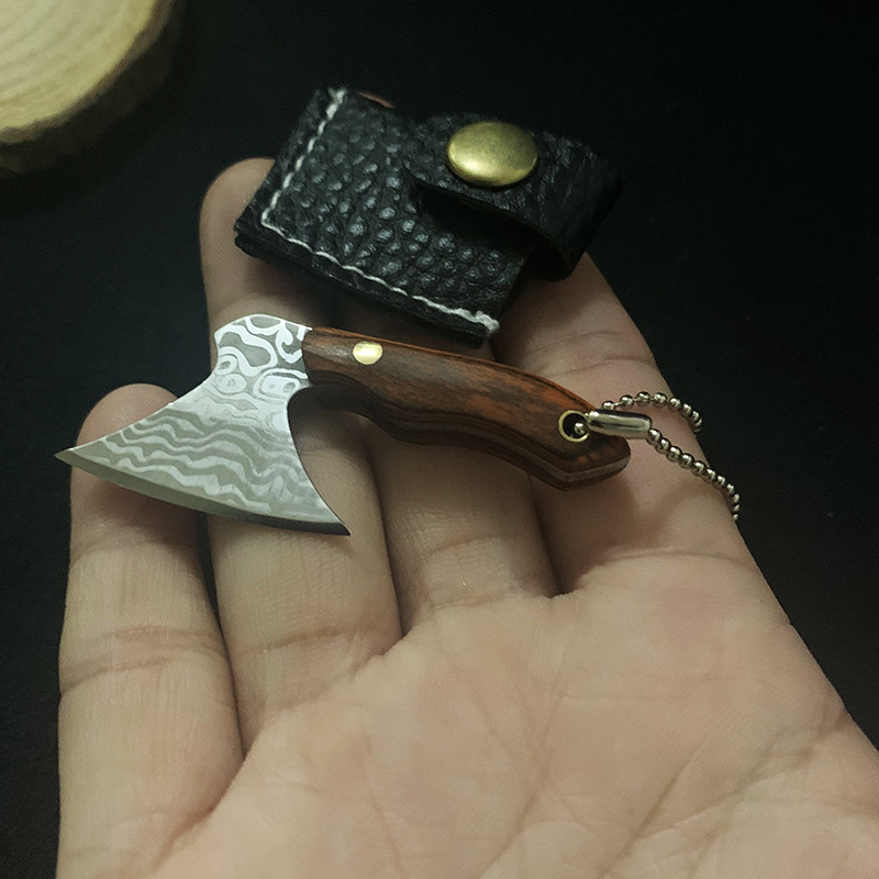 فأس صغير من الفولاذ المقاوم لل - مراجعة Woodworking Hatchet وسعره