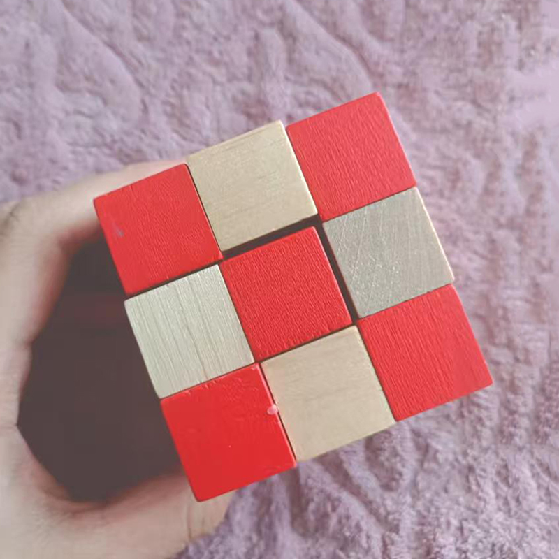 لغز مكعب الأفعى الخشبي لتدريب  - مراجعة Woodworking Game وسعره